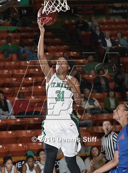 Thumbnail 1 in Folsom vs. St. Mary's (CIF SJS D1 Semifinal) photogallery.