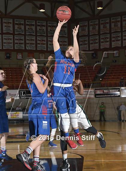 Thumbnail 2 in Folsom vs. St. Mary's (CIF SJS D1 Semifinal) photogallery.