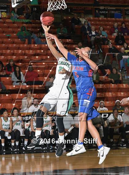 Thumbnail 2 in Folsom vs. St. Mary's (CIF SJS D1 Semifinal) photogallery.