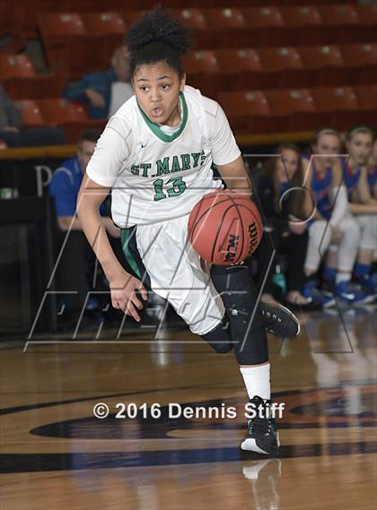 Thumbnail 2 in Folsom vs. St. Mary's (CIF SJS D1 Semifinal) photogallery.