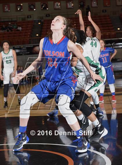 Thumbnail 2 in Folsom vs. St. Mary's (CIF SJS D1 Semifinal) photogallery.