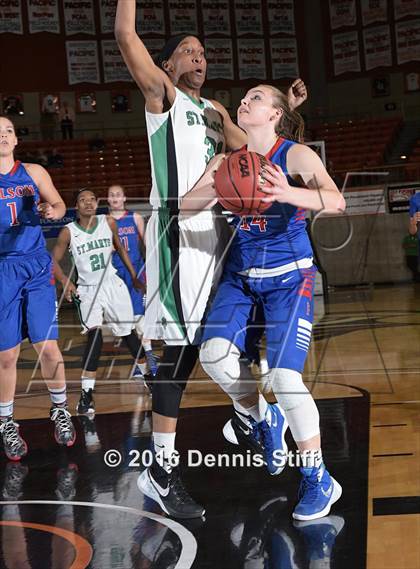 Thumbnail 1 in Folsom vs. St. Mary's (CIF SJS D1 Semifinal) photogallery.