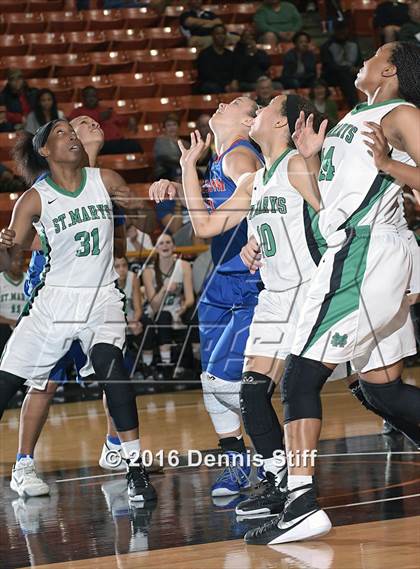 Thumbnail 2 in Folsom vs. St. Mary's (CIF SJS D1 Semifinal) photogallery.