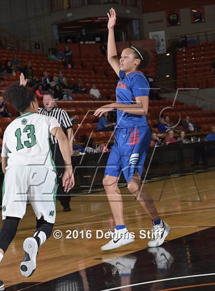 Thumbnail 3 in Folsom vs. St. Mary's (CIF SJS D1 Semifinal) photogallery.