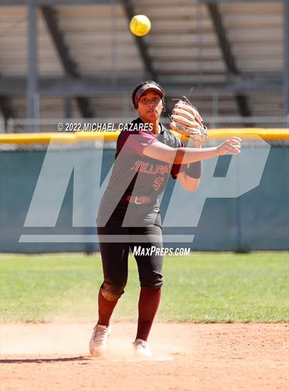 Thumbnail 1 in Chandler vs. Tolleson (Hamilton Softball Invitational) photogallery.