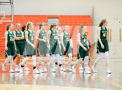 Thumbnail 2 in Western Branch vs Loudoun Valley (StatVa Girls Basketball Classic) photogallery.