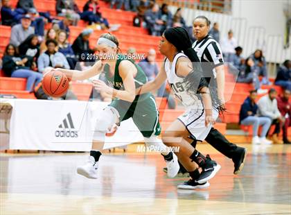 Thumbnail 3 in Western Branch vs Loudoun Valley (StatVa Girls Basketball Classic) photogallery.