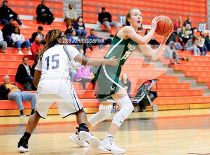 Thumbnail 3 in Western Branch vs Loudoun Valley (StatVa Girls Basketball Classic) photogallery.