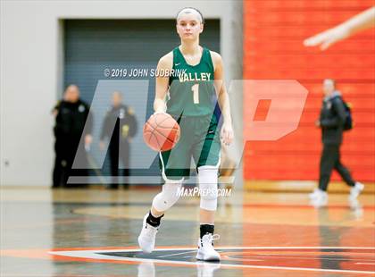 Thumbnail 2 in Western Branch vs Loudoun Valley (StatVa Girls Basketball Classic) photogallery.