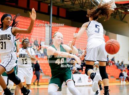 Thumbnail 3 in Western Branch vs Loudoun Valley (StatVa Girls Basketball Classic) photogallery.