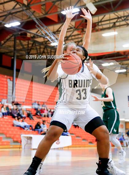 Thumbnail 3 in Western Branch vs Loudoun Valley (StatVa Girls Basketball Classic) photogallery.