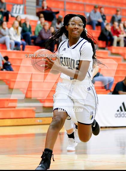 Thumbnail 1 in Western Branch vs Loudoun Valley (StatVa Girls Basketball Classic) photogallery.