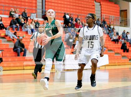 Thumbnail 1 in Western Branch vs Loudoun Valley (StatVa Girls Basketball Classic) photogallery.