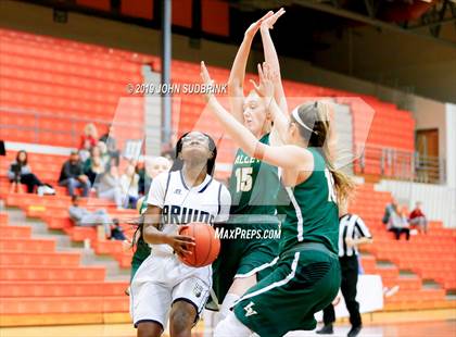 Thumbnail 2 in Western Branch vs Loudoun Valley (StatVa Girls Basketball Classic) photogallery.