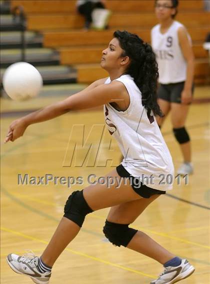Thumbnail 2 in River Valley @ Natomas photogallery.