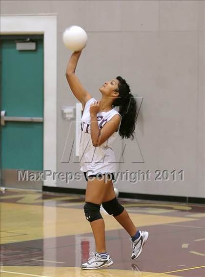 Thumbnail 1 in River Valley @ Natomas photogallery.