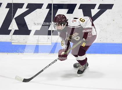 Thumbnail 3 in Sheehan vs. Daniel Hand (CIAC D3 Semifinal) photogallery.