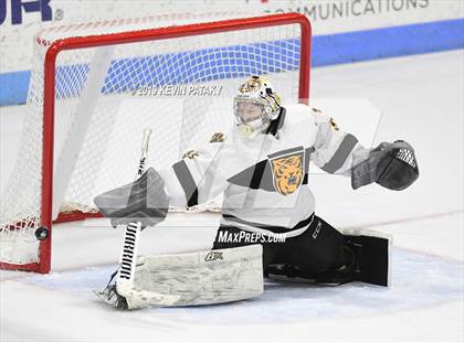 Thumbnail 3 in Sheehan vs. Daniel Hand (CIAC D3 Semifinal) photogallery.