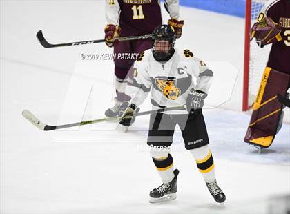 Thumbnail 3 in Sheehan vs. Daniel Hand (CIAC D3 Semifinal) photogallery.