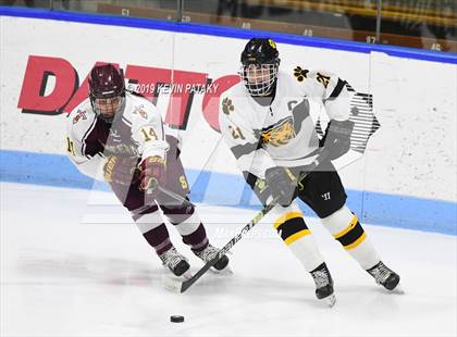 Thumbnail 3 in Sheehan vs. Daniel Hand (CIAC D3 Semifinal) photogallery.