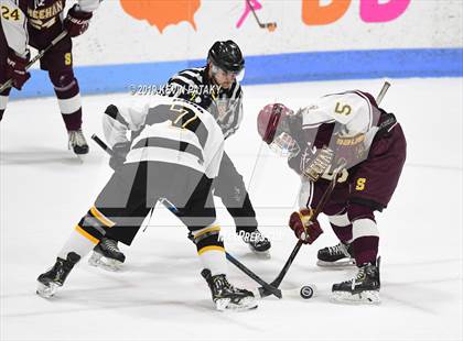 Thumbnail 3 in Sheehan vs. Daniel Hand (CIAC D3 Semifinal) photogallery.