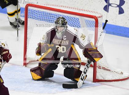 Thumbnail 1 in Sheehan vs. Daniel Hand (CIAC D3 Semifinal) photogallery.