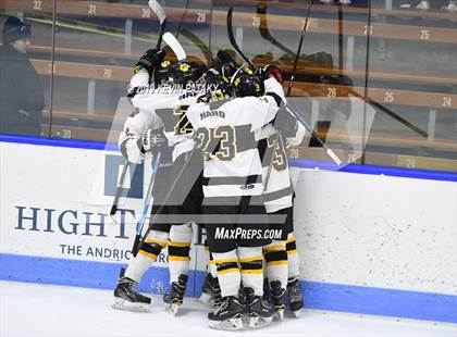 Thumbnail 1 in Sheehan vs. Daniel Hand (CIAC D3 Semifinal) photogallery.