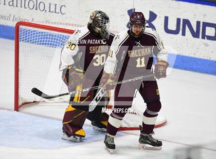 Thumbnail 3 in Sheehan vs. Daniel Hand (CIAC D3 Semifinal) photogallery.