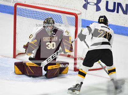 Thumbnail 3 in Sheehan vs. Daniel Hand (CIAC D3 Semifinal) photogallery.