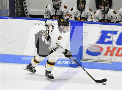 Thumbnail 2 in Sheehan vs. Daniel Hand (CIAC D3 Semifinal) photogallery.