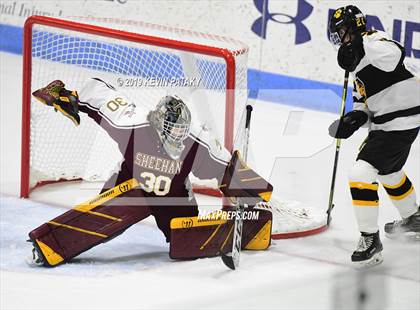 Thumbnail 1 in Sheehan vs. Daniel Hand (CIAC D3 Semifinal) photogallery.