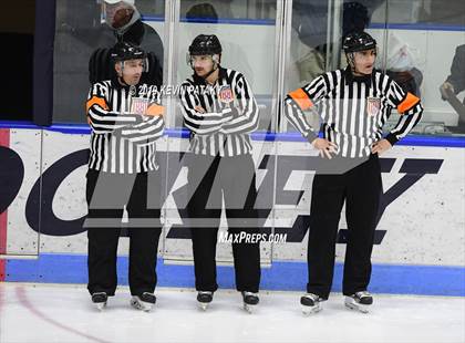 Thumbnail 3 in Sheehan vs. Daniel Hand (CIAC D3 Semifinal) photogallery.