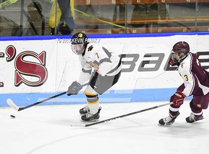 Thumbnail 2 in Sheehan vs. Daniel Hand (CIAC D3 Semifinal) photogallery.