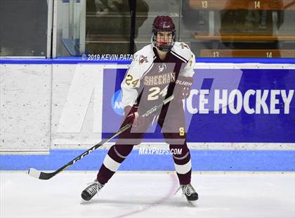 Thumbnail 1 in Sheehan vs. Daniel Hand (CIAC D3 Semifinal) photogallery.