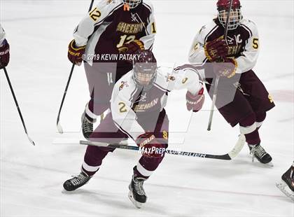 Thumbnail 1 in Sheehan vs. Daniel Hand (CIAC D3 Semifinal) photogallery.