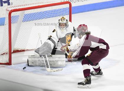 Thumbnail 3 in Sheehan vs. Daniel Hand (CIAC D3 Semifinal) photogallery.