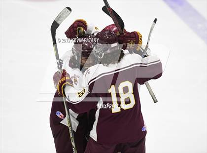 Thumbnail 1 in Sheehan vs. Daniel Hand (CIAC D3 Semifinal) photogallery.