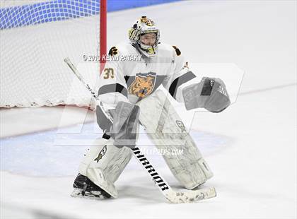 Thumbnail 3 in Sheehan vs. Daniel Hand (CIAC D3 Semifinal) photogallery.