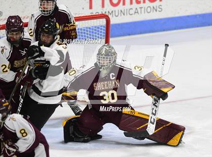 Thumbnail 1 in Sheehan vs. Daniel Hand (CIAC D3 Semifinal) photogallery.
