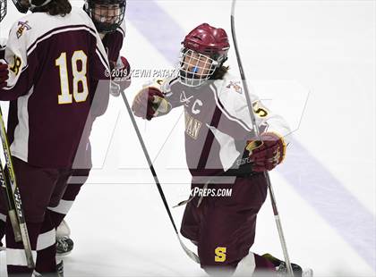 Thumbnail 1 in Sheehan vs. Daniel Hand (CIAC D3 Semifinal) photogallery.