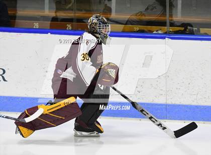 Thumbnail 2 in Sheehan vs. Daniel Hand (CIAC D3 Semifinal) photogallery.