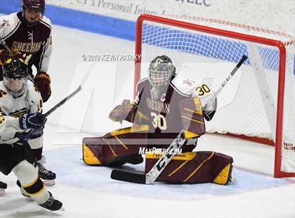 Thumbnail 3 in Sheehan vs. Daniel Hand (CIAC D3 Semifinal) photogallery.