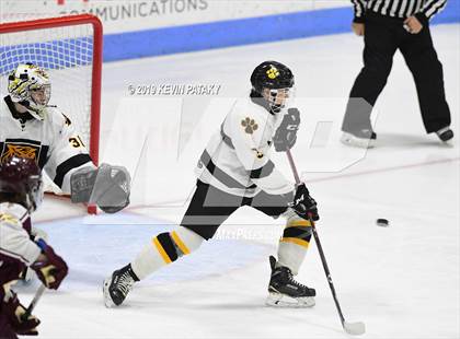 Thumbnail 3 in Sheehan vs. Daniel Hand (CIAC D3 Semifinal) photogallery.