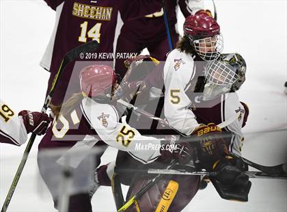 Thumbnail 2 in Sheehan vs. Daniel Hand (CIAC D3 Semifinal) photogallery.