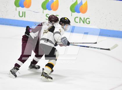 Thumbnail 1 in Sheehan vs. Daniel Hand (CIAC D3 Semifinal) photogallery.