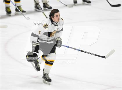 Thumbnail 1 in Sheehan vs. Daniel Hand (CIAC D3 Semifinal) photogallery.