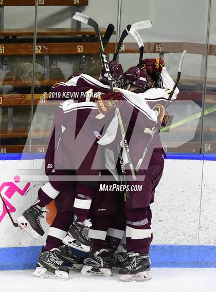 Thumbnail 3 in Sheehan vs. Daniel Hand (CIAC D3 Semifinal) photogallery.
