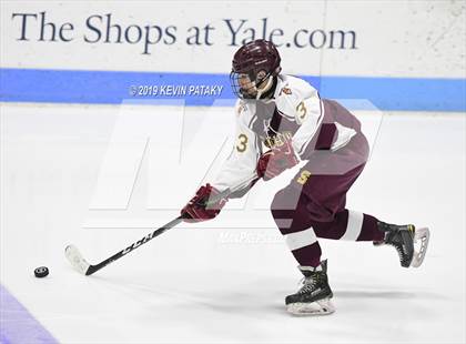 Thumbnail 1 in Sheehan vs. Daniel Hand (CIAC D3 Semifinal) photogallery.