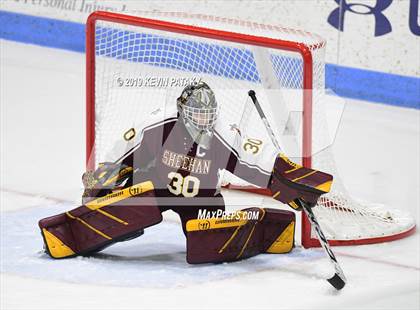 Thumbnail 3 in Sheehan vs. Daniel Hand (CIAC D3 Semifinal) photogallery.