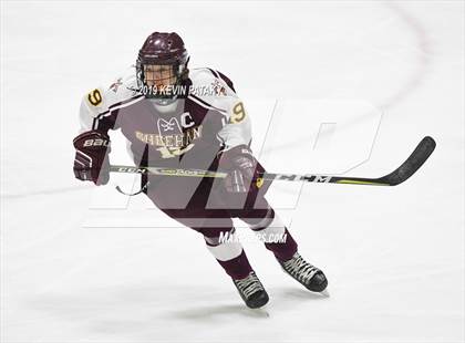 Thumbnail 2 in Sheehan vs. Daniel Hand (CIAC D3 Semifinal) photogallery.